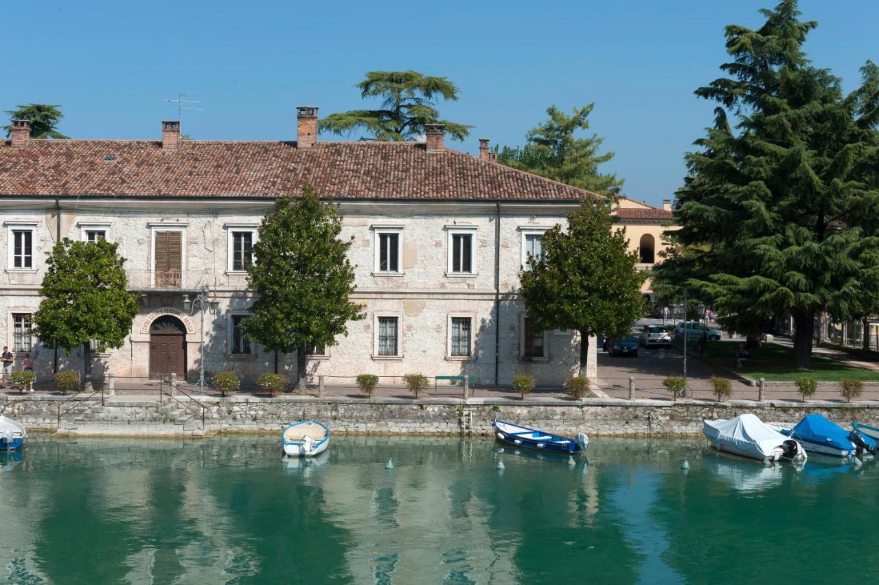 Cabanon Urban Apartments Peschiera del Garda Exterior photo